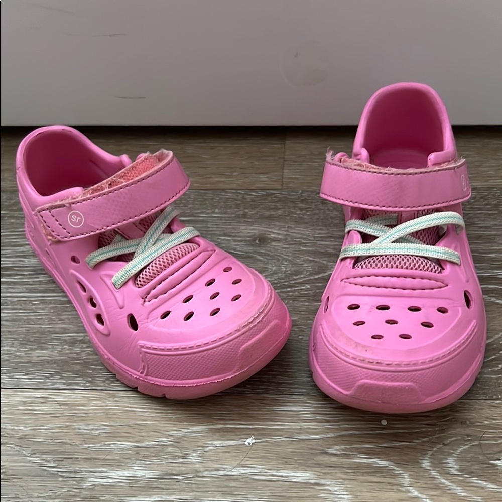 Girls Water Shoes with Velcro Strap